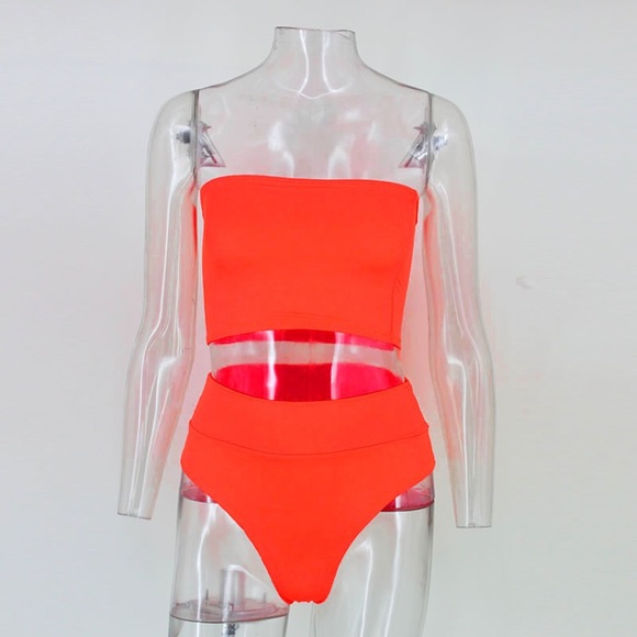 NEW! Fluorescent Strapless Bikini - Picture 2 of 8